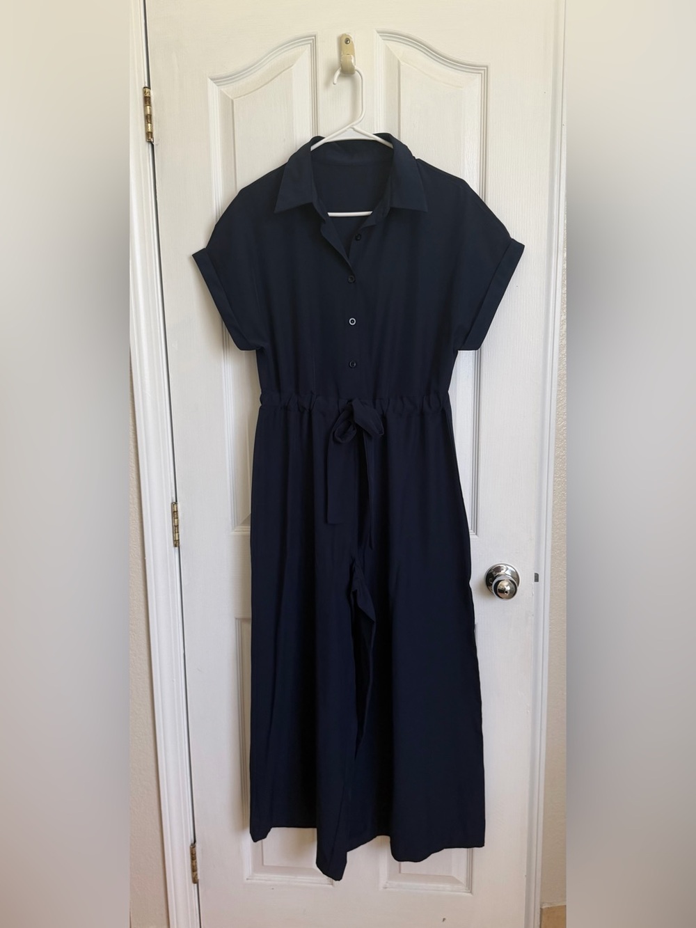 Classic Short-Sleeve Navy Jumpsuit with Tie Waist